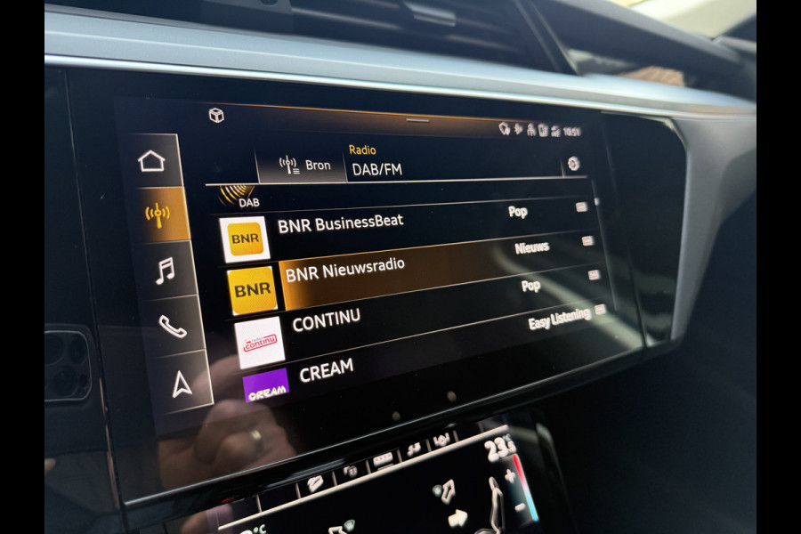 Audi e-tron Sportback 50 quattro edition 71 kWh | Leder | Stoelverwarming | Navi | Luchtvering | Virtual Cockpit