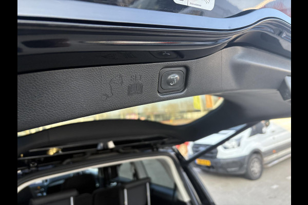 Ford Galaxy 1.5 Titanium Stoelverwarming | Stuurverwarming | Achteruitrijcamera | Trekhaak |