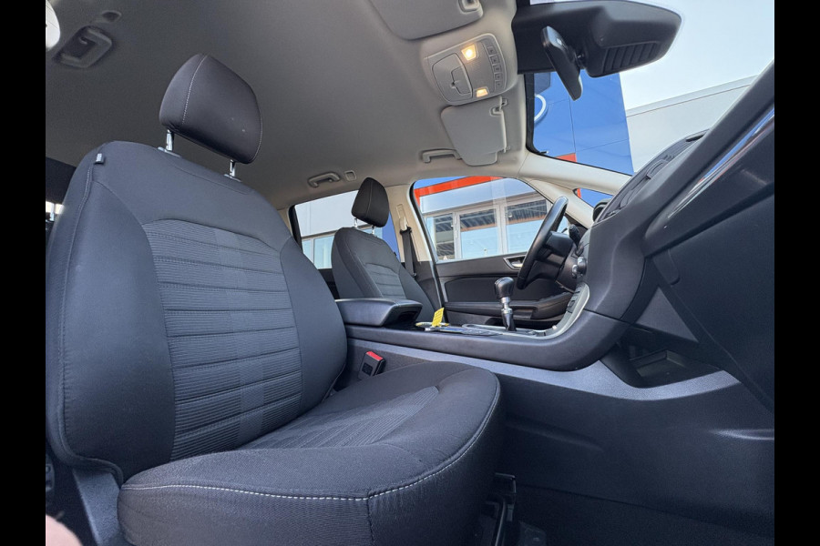 Ford Galaxy 1.5 Titanium Stoelverwarming | Stuurverwarming | Achteruitrijcamera | Trekhaak |