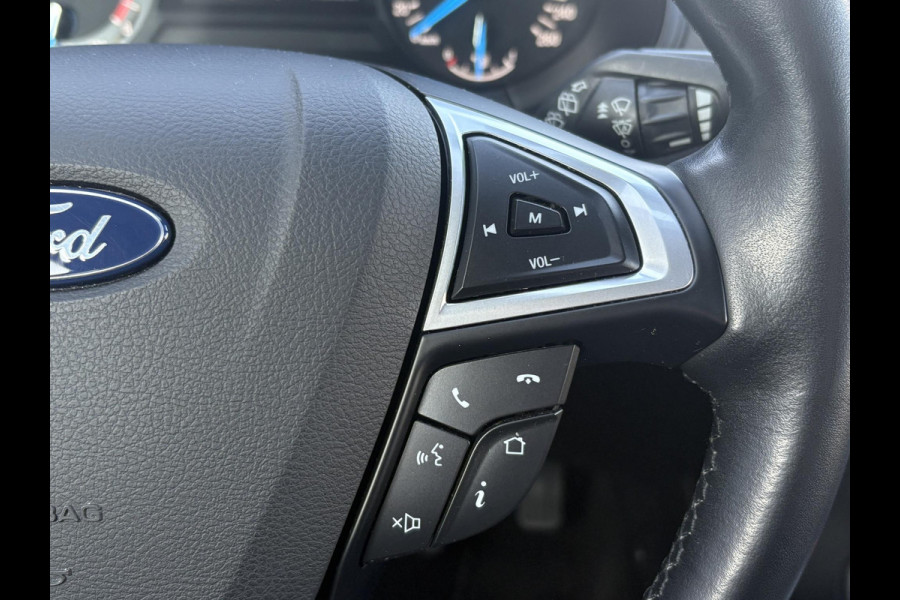 Ford Galaxy 1.5 Titanium Stoelverwarming | Stuurverwarming | Achteruitrijcamera | Trekhaak |