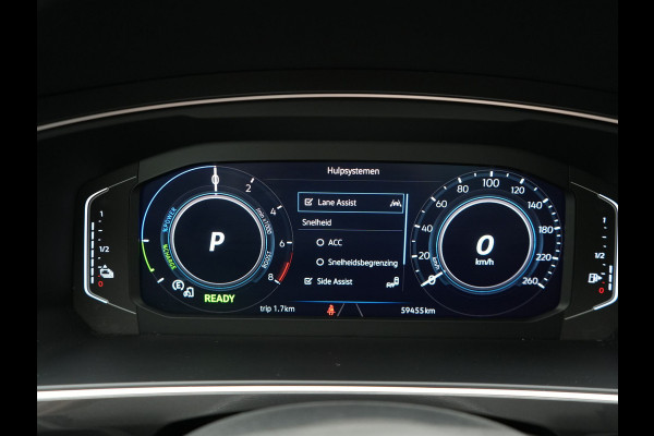 Volkswagen Tiguan 1.4 eHybrid Active Plug In Hybrid 245pk Dealer O.H. PHEV | Adaptive Cruise | 360 Camera | IQ Light | Voorstoelen & Stuur Verwarmd | Sfeerverlichting | Apple Carplay | Virtual | Keyless | Blis | Navigatie | DAB |