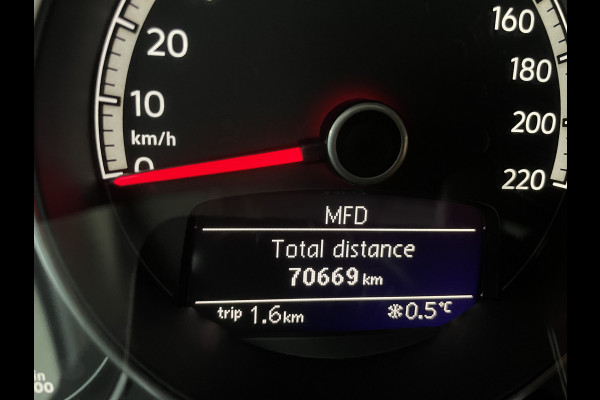 Volkswagen up! 1.0 BMT move up! Airco - Alarm klasse 1 - Bluetooth - Licht metalen velgen 15 inch - Radio - Hill hold functie - Regensensor - Start/stop systeem - Bandenspanningscontrole systeem