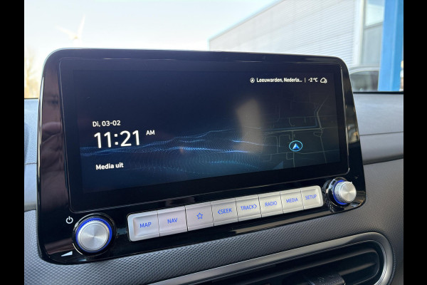 Hyundai KONA ELECTRIC Comfort 64 kWh | Stoelverwarming | Camera |  Audio-navigatiesysteem | Automatische airconditioning