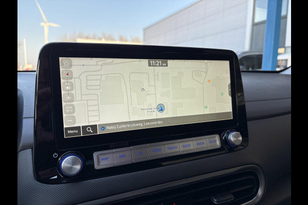 Hyundai KONA ELECTRIC Comfort 64 kWh | Stoelverwarming | Camera |  Audio-navigatiesysteem | Automatische airconditioning