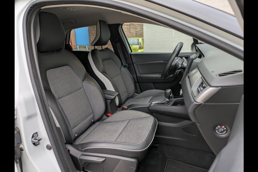 Renault Captur 1.3 TCe 140 Intens Aut.|Navi|Camera|Trekhaak|Climate-Control|LED|Keyless-Entry/Go