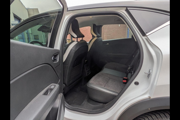 Renault Captur 1.3 TCe 140 Intens Aut.|Navi|Camera|Trekhaak|Climate-Control|LED|Keyless-Entry/Go