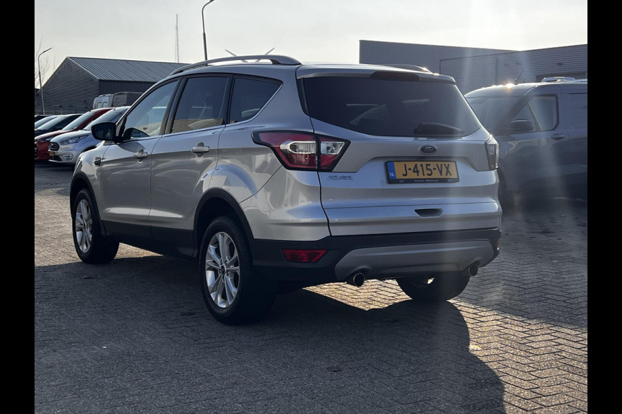 Ford Kuga 1.5 EcoBoost Titanium | 150 pk | Verwarmde voorstoelen | Trekhaak uitklapbaar | Sony audio installatie |