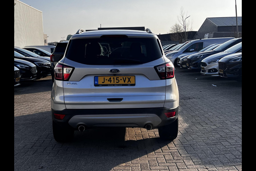 Ford Kuga 1.5 EcoBoost Titanium | 150 pk | Verwarmde voorstoelen | Trekhaak uitklapbaar | Sony audio installatie |