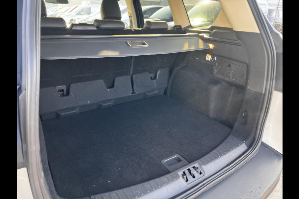Ford Kuga 1.5 EcoBoost Titanium | 150 pk | Verwarmde voorstoelen | Trekhaak uitklapbaar | Sony audio installatie |
