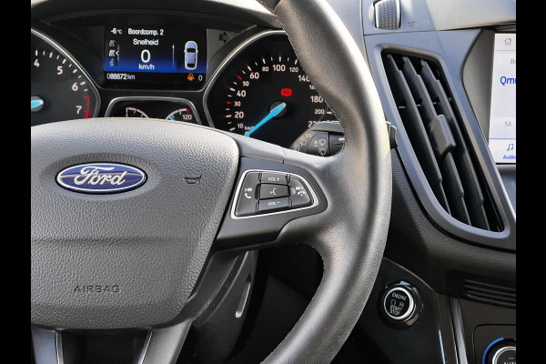 Ford Kuga 1.5 EcoBoost Titanium | 150 pk | Verwarmde voorstoelen | Trekhaak uitklapbaar | Sony audio installatie |