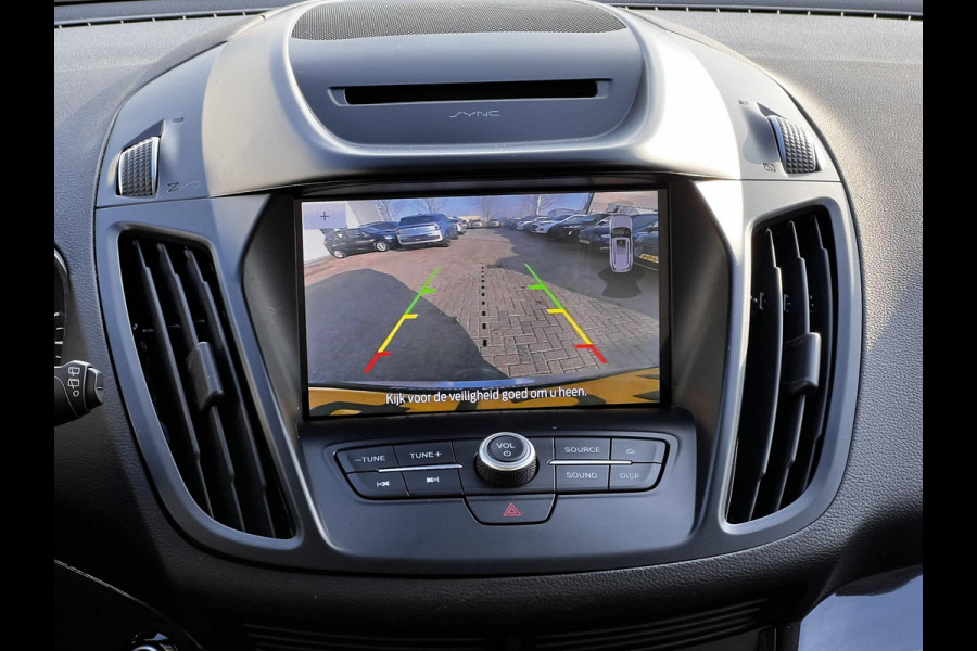 Ford Kuga 1.5 EcoBoost Titanium | 150 pk | Verwarmde voorstoelen | Trekhaak uitklapbaar | Sony audio installatie |