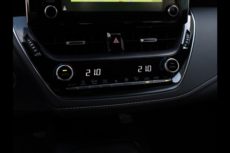 Toyota Corolla Touring Sports 1.8 Hybrid Business | Navigatie | Camera | Climate Control