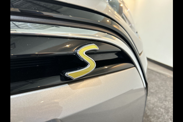 MINI Mini Electric Essential 33 kWh Navigatie | Nette Auto! SOH Waarde 96,7%