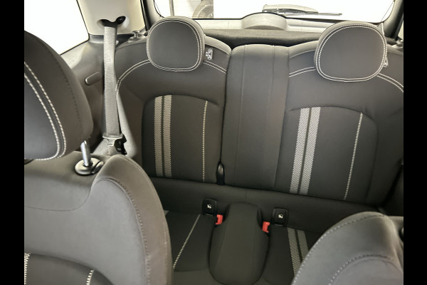 MINI Mini Electric Essential 33 kWh Navigatie | Nette Auto! SOH Waarde 96,7%