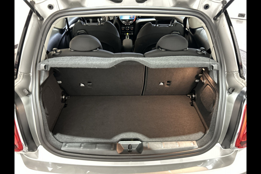 MINI Mini Electric Essential 33 kWh Navigatie | Nette Auto! SOH Waarde 96,7%