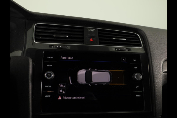 Volkswagen Golf 1.0 TSI Comfortline 115PK | Navigatie | Parkeersensoren | Spiegelpakket