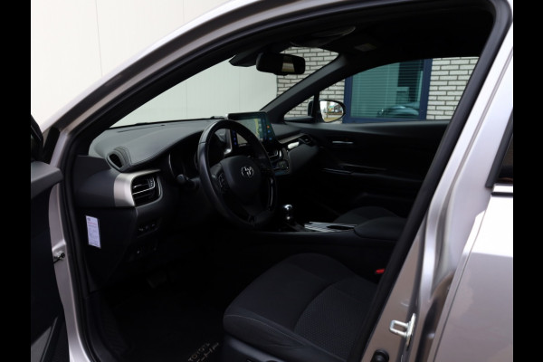 Toyota C-HR 1.8 Hybrid Dynamic | Stoelverwarming | Navigatie | Parkeersensor
