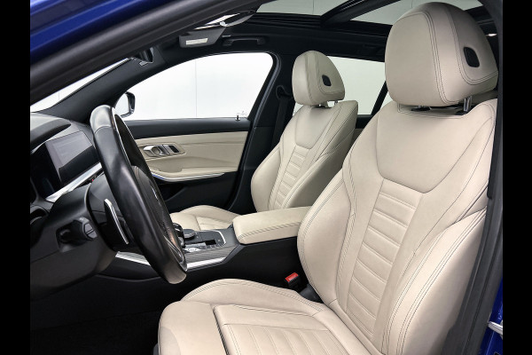 BMW 3 Serie Touring 330e High Executive(Dealer OnderH, Panorama, Laserlights, Navi Pro, Camera, PDC V+A, Cruise Con, Etc)