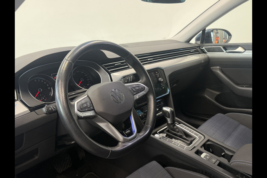 Volkswagen Passat Variant 1.4 TSI PHEV GTE Business ACC Massage Camera Stoelverwarming 24 maanden garantie mogelijk (*vraag naar de voorwaarden)