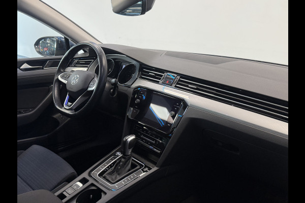 Volkswagen Passat Variant 1.4 TSI PHEV GTE Business ACC Massage Camera Stoelverwarming 24 maanden garantie mogelijk (*vraag naar de voorwaarden)