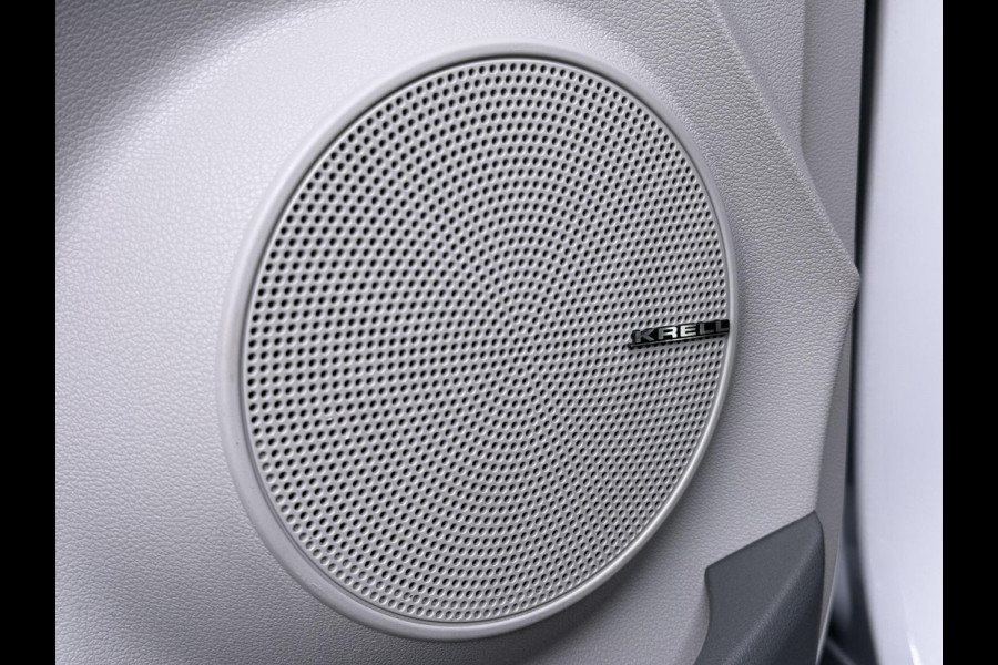 Hyundai Kona EV Premium 64 kWh SOH 100% | 3-FASE | WARMTEPOMP | LEDER | STOEL VERWARM, VENTILATIE | CAMERA | RIJKLAAR INCL. 12 MND BOVAG GARANTIE