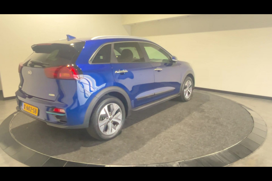 Kia e-Niro DynamicPlusLine 64 kWh Parkeercamera | Navigatie Soh (batterijcheck) Waarde 95,0 %!