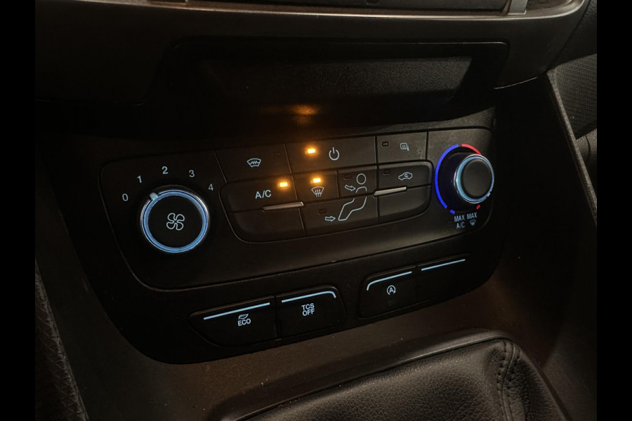Ford Transit Connect 1.5 TDCI L1 Trend Trekhaak Navigatie Apple Carplay/Android Auto Camera Parkeersensoren achter Airco
