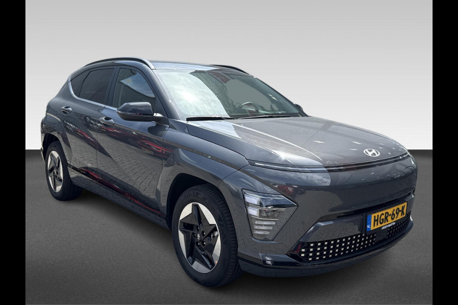 Hyundai KONA ELECTRIC Comfort Smart 65.4 kWh | Automatische achterklep | Navigatie | Achteruitrijcamera