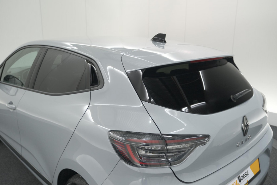 Renault Clio TCe 90 GPF techno | 360 Camera | Adaptieve Cruise Control | 9.3 Inch Groot Scherm
