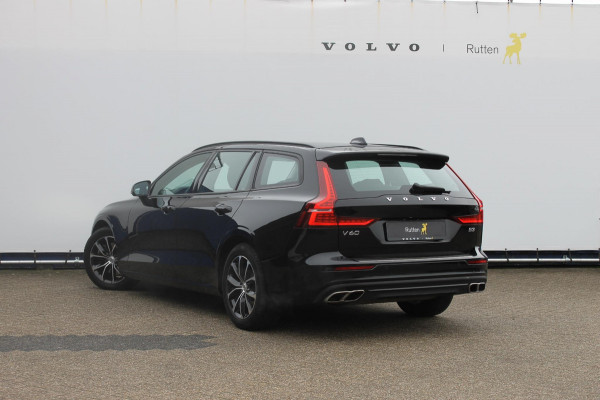 Volvo V60 B3 163PK Automaat Momentum Advantage Lederen bekleding / Apple Carplay / Cruise control / Stoelverwarming / Stuurwielverwarming / lichtmetalen velgen / Road Sign information