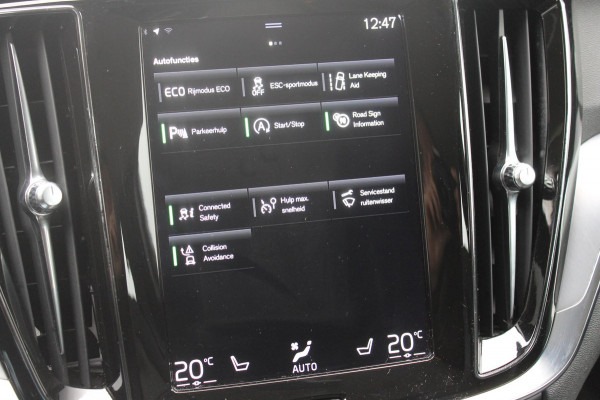Volvo V60 B3 163PK Automaat Momentum Advantage Lederen bekleding / Apple Carplay / Cruise control / Stoelverwarming / Stuurwielverwarming / lichtmetalen velgen / Road Sign information