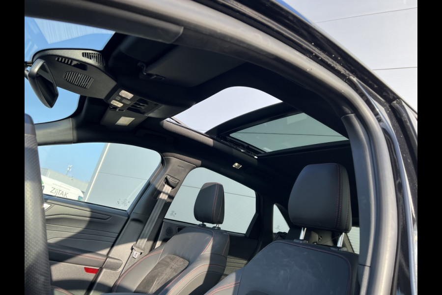 Ford Kuga 2.5 PHEV ST-Line X PANODAK! TECHPACK! WINTERPACK!