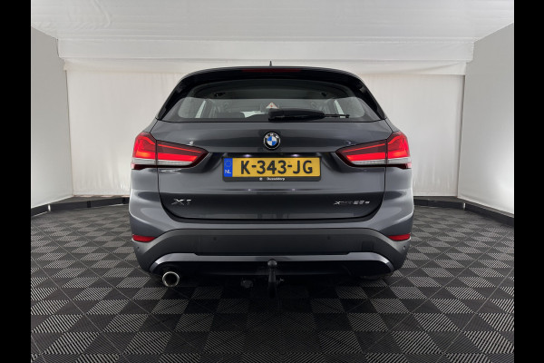 BMW X1 xDrive25e eDrive Edition (INCL.BTW) *HEAD-UP | LEATHER | FULL-LED | HARMAN/KARDON | HEATED-COMFORTSEATS | NAVI-FULLMAP | ECC | PDC | CRUISE | 17''ALU | TOWBAR*