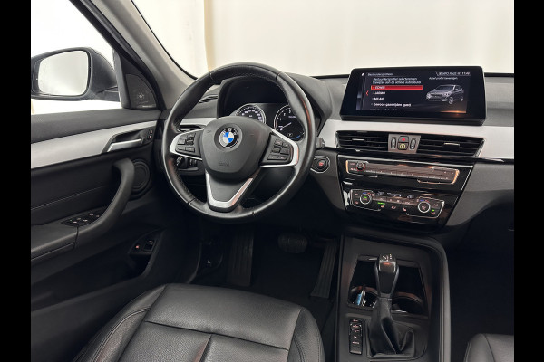 BMW X1 xDrive25e eDrive Edition (INCL.BTW) *HEAD-UP | LEATHER | FULL-LED | HARMAN/KARDON | HEATED-COMFORTSEATS | NAVI-FULLMAP | ECC | PDC | CRUISE | 17''ALU | TOWBAR*