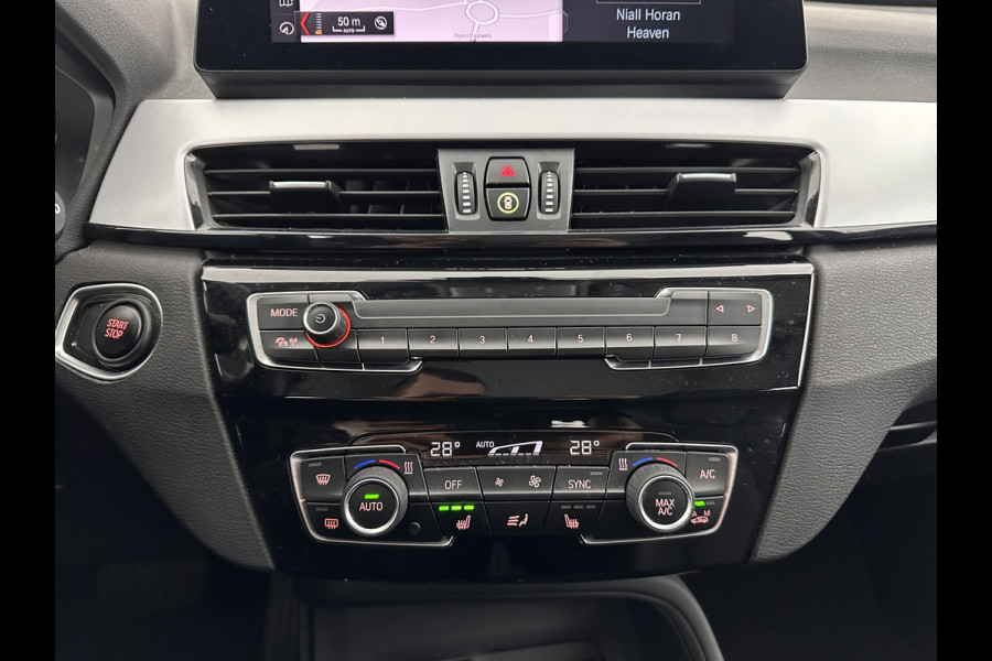 BMW X1 xDrive25e eDrive Edition (INCL.BTW) *HEAD-UP | LEATHER | FULL-LED | HARMAN/KARDON | HEATED-COMFORTSEATS | NAVI-FULLMAP | ECC | PDC | CRUISE | 17''ALU | TOWBAR*