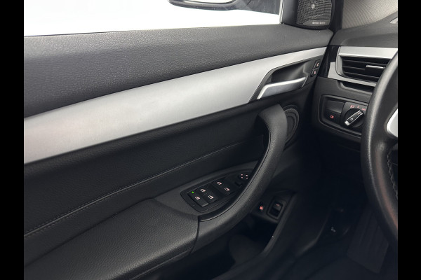 BMW X1 xDrive25e eDrive Edition (INCL.BTW) *HEAD-UP | LEATHER | FULL-LED | HARMAN/KARDON | HEATED-COMFORTSEATS | NAVI-FULLMAP | ECC | PDC | CRUISE | 17''ALU | TOWBAR*