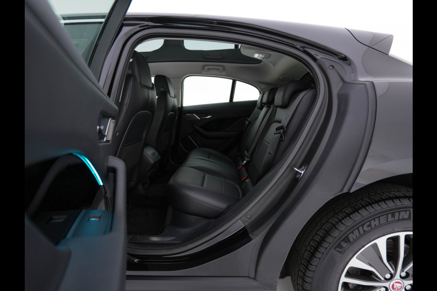 Jaguar I-PACE EV400 Business Edition S 90 kWh {SOH-89%} (INCL-BTW) *HEATPUMP | PANO | LEATHER | MERIDIAN-AUDIO | FULL-LED | HEATED/COOLED-COMFORTSEATS | DAB+ | CAMERA | DIGI-COCKPIT | NAVI-FULLMAP | ECC | KEYLESS | PDC | CCS-FASTLOADER | CRUISE |