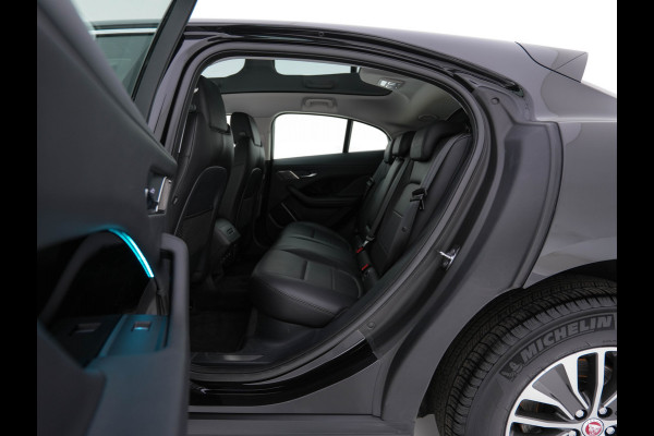 Jaguar I-PACE EV400 Business Edition S 90 kWh {SOH-89%} (INCL-BTW) *HEATPUMP | PANO | LEATHER | MERIDIAN-AUDIO | FULL-LED | HEATED/COOLED-COMFORTSEATS | DAB+ | CAMERA | DIGI-COCKPIT | NAVI-FULLMAP | ECC | KEYLESS | PDC | CCS-FASTLOADER | CRUISE |