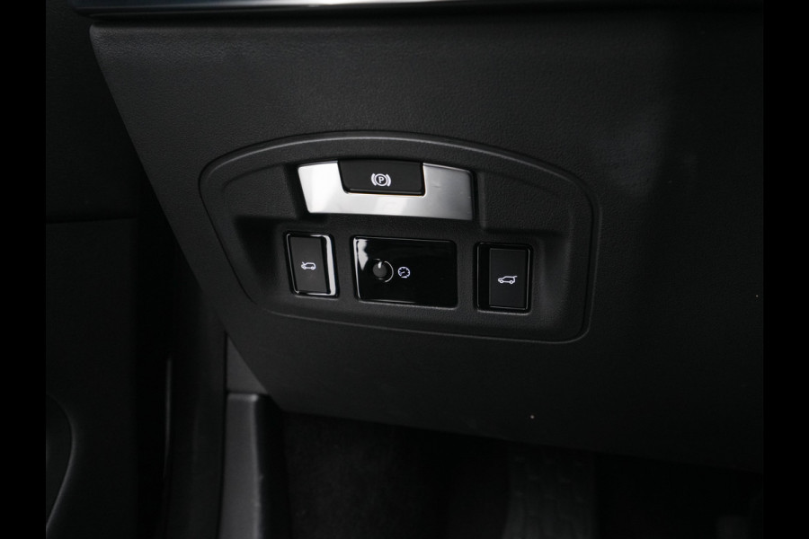 Jaguar I-PACE EV400 Business Edition S 90 kWh {SOH-89%} (INCL-BTW) *HEATPUMP | PANO | LEATHER | MERIDIAN-AUDIO | FULL-LED | HEATED/COOLED-COMFORTSEATS | DAB+ | CAMERA | DIGI-COCKPIT | NAVI-FULLMAP | ECC | KEYLESS | PDC | CCS-FASTLOADER | CRUISE |