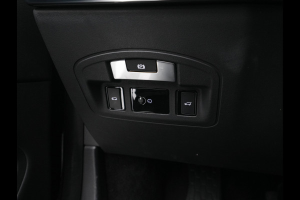 Jaguar I-PACE EV400 Business Edition S 90 kWh {SOH-89%} (INCL-BTW) *HEATPUMP | PANO | LEATHER | MERIDIAN-AUDIO | FULL-LED | HEATED/COOLED-COMFORTSEATS | DAB+ | CAMERA | DIGI-COCKPIT | NAVI-FULLMAP | ECC | KEYLESS | PDC | CCS-FASTLOADER | CRUISE |