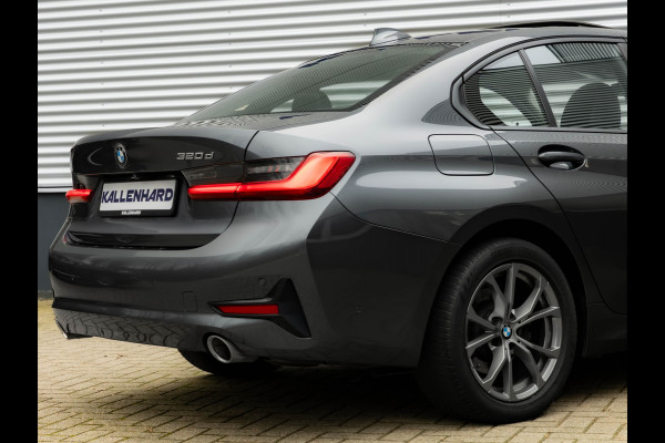BMW 3-serie 320d - Sportstoelen - Schuif-/kanteldak - Hifi - Camera - Keyless Entry