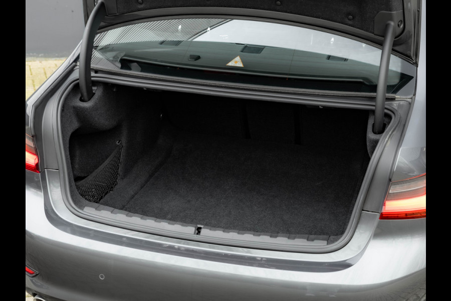 BMW 3-serie 320d - Sportstoelen - Schuif-/kanteldak - Hifi - Camera - Keyless Entry