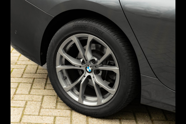 BMW 3-serie 320d - Sportstoelen - Schuif-/kanteldak - Hifi - Camera - Keyless Entry