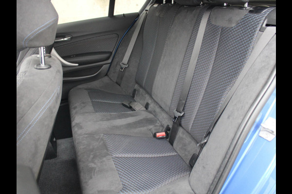 BMW 1-serie 118i Corporate Lease Executive | ELEKTRISCH SCHUIFDAK | ALCANTARA BEKLEDING | HARMAN KARDON |