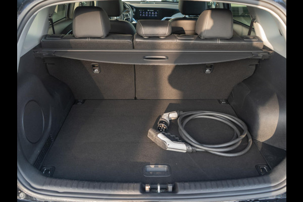 Kia e-Niro ExecutiveLine 64 kWh | Stoelverwarming-verkoeling | Cruise | Clima | Camera | Carplay | Navi | Keyless | Stoelverwarming-verkoeling |