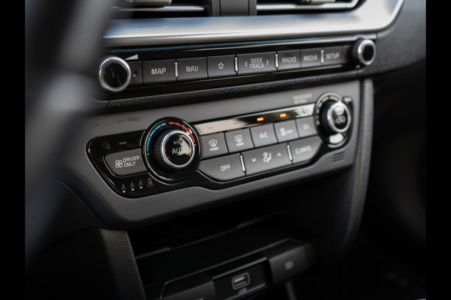 Kia e-Niro ExecutiveLine 64 kWh | Stoelverwarming-verkoeling | Cruise | Clima | Camera | Carplay | Navi | Keyless | Stoelverwarming-verkoeling |