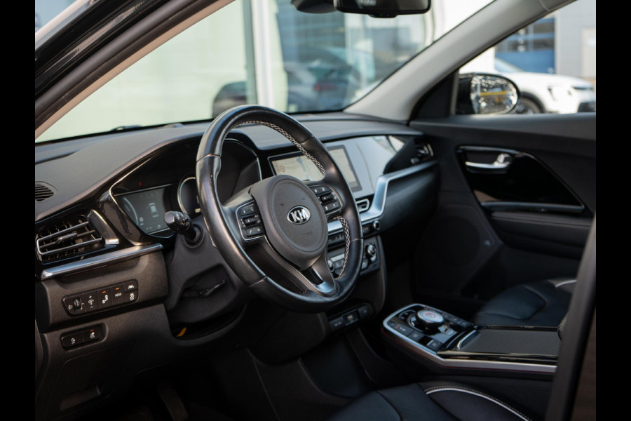 Kia e-Niro ExecutiveLine 64 kWh | Stoelverwarming-verkoeling | Cruise | Clima | Camera | Carplay | Navi | Keyless | Stoelverwarming-verkoeling |