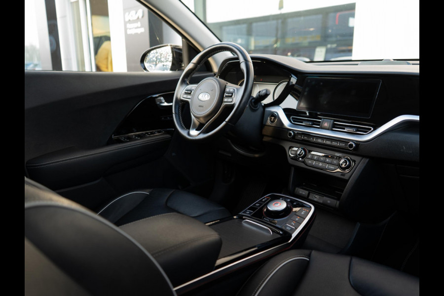 Kia e-Niro ExecutiveLine 64 kWh | Stoelverwarming-verkoeling | Cruise | Clima | Camera | Carplay | Navi | Keyless | Stoelverwarming-verkoeling |