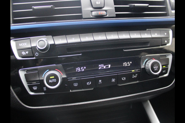 BMW 1-serie 118i Corporate Lease Executive | ELEKTRISCH SCHUIFDAK | ALCANTARA BEKLEDING | HARMAN KARDON |