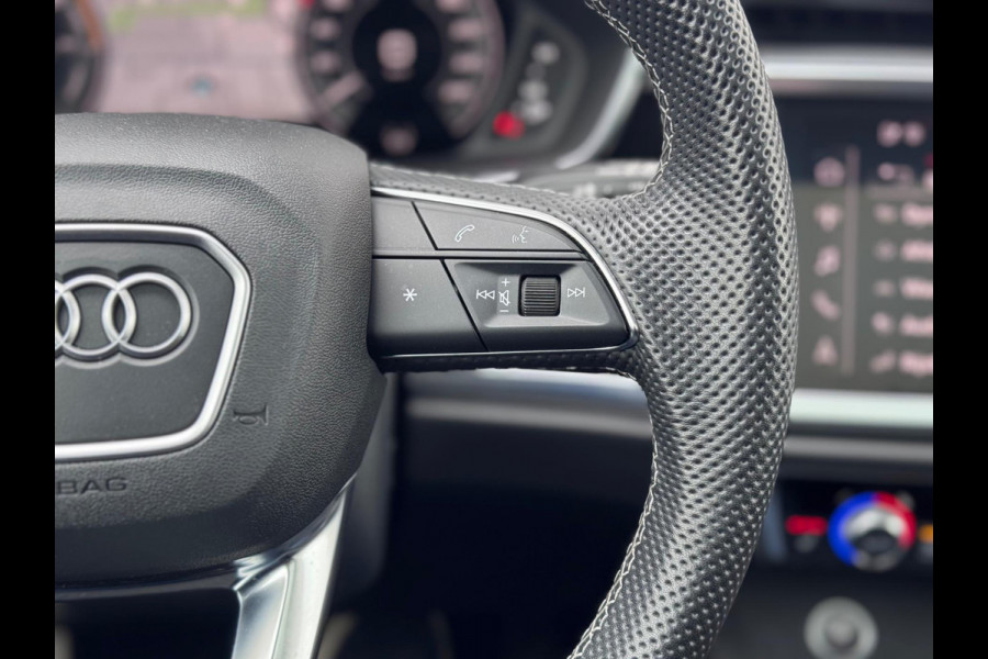 Audi Q3 Sportback 45 TFSI e S Edition Pano/Sfeer/Keyless